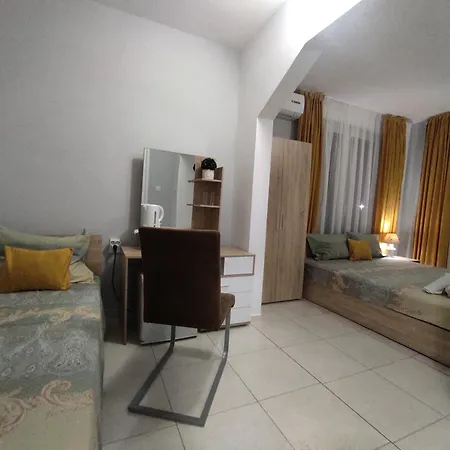 Konukevi къща симона 3*