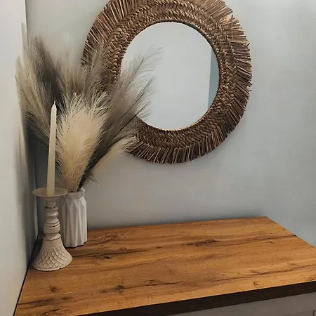 къща симона Konukevi Naousa