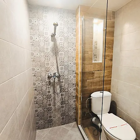 Konukevi къща симона Naousa